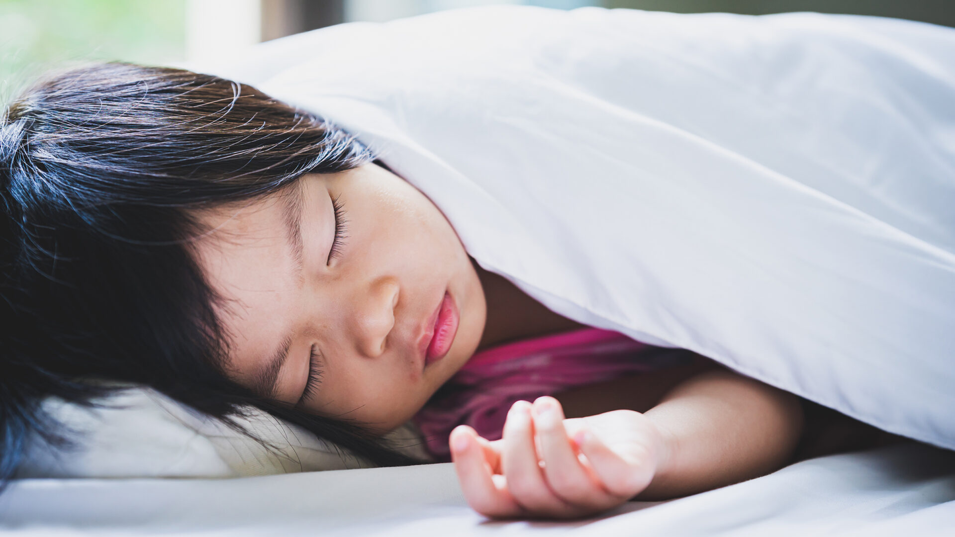 kid grind teeth while sleeping